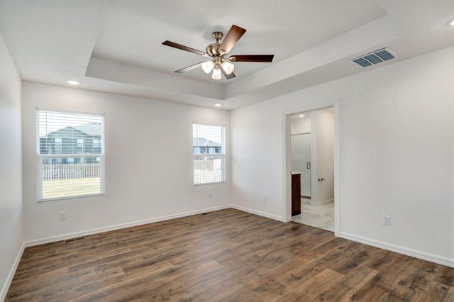 867 S Irontree Court, Nixa, MO 65714