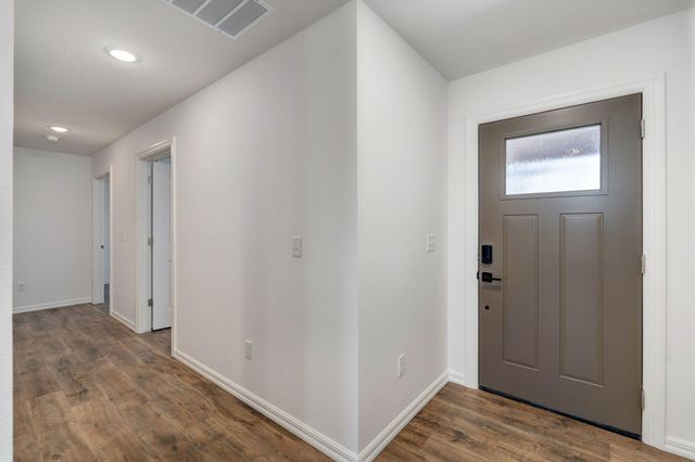 867 S Irontree Court, Nixa, MO 65714