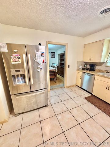 40497 S County Road 4460, Stigler, OK 74462