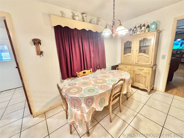 40497 S County Road 4460, Stigler, OK 74462