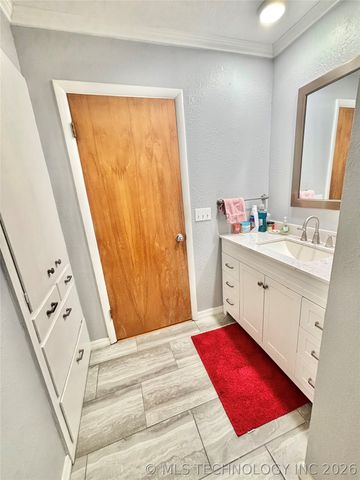 40497 S County Road 4460, Stigler, OK 74462