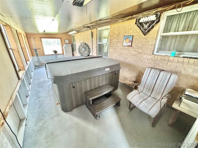 40497 S County Road 4460, Stigler, OK 74462