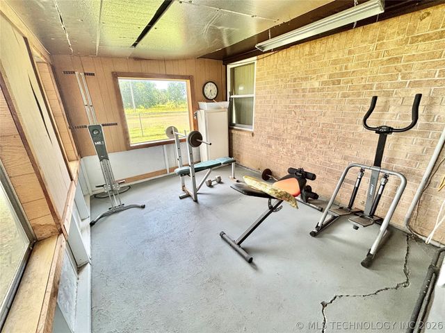 40497 S County Road 4460, Stigler, OK 74462