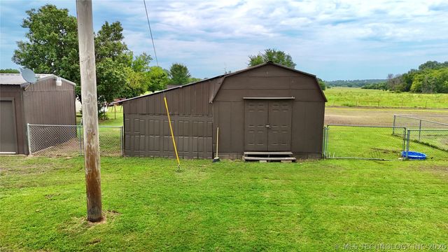 40497 S County Road 4460, Stigler, OK 74462