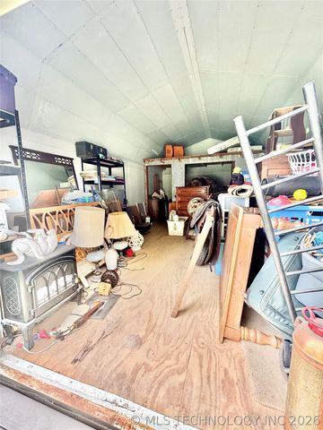 40497 S County Road 4460, Stigler, OK 74462