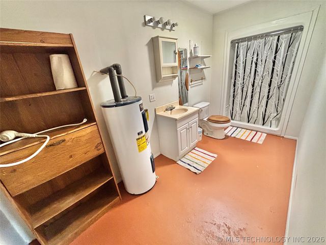 40497 S County Road 4460, Stigler, OK 74462