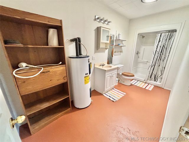 40497 S County Road 4460, Stigler, OK 74462