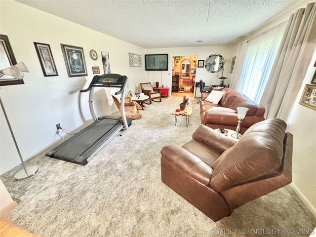 40497 S County Road 4460, Stigler, OK 74462