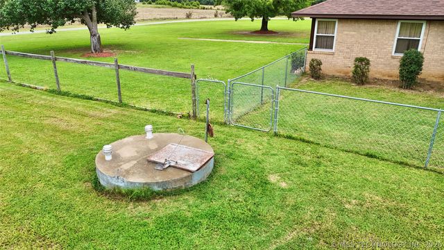 40497 S County Road 4460, Stigler, OK 74462