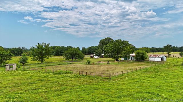 40497 S County Road 4460, Stigler, OK 74462