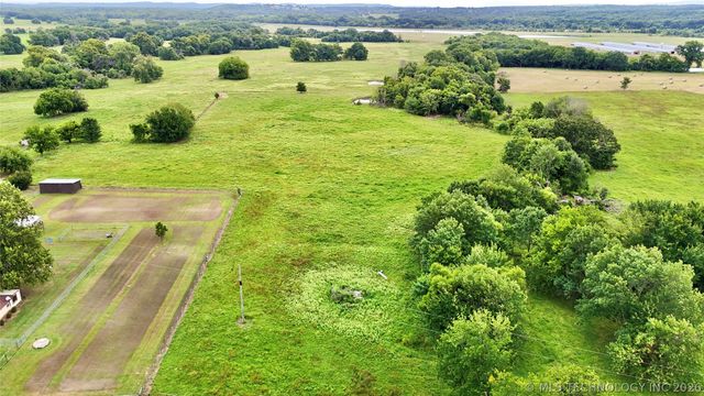 40497 S County Road 4460, Stigler, OK 74462