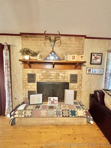 40497 S County Road 4460, Stigler, OK 74462