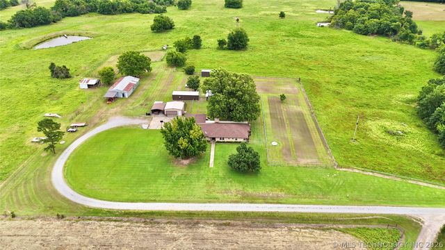 40497 S County Road 4460, Stigler, OK 74462