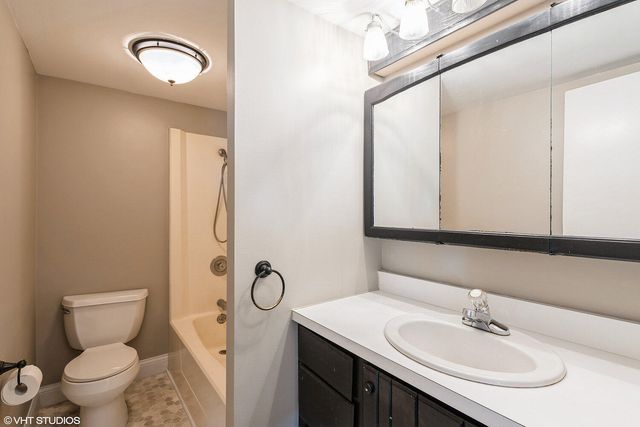 425 W 500 N, Valparaiso, IN 46385