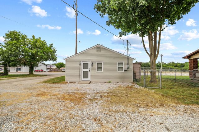 212 Indianapolis Road, Mooresville, IN 46158