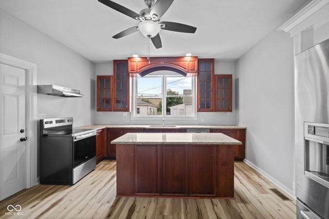 212 Indianapolis Road, Mooresville, IN 46158