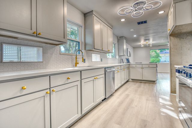 2305 Fenestra Drive, Dallas, TX 75228