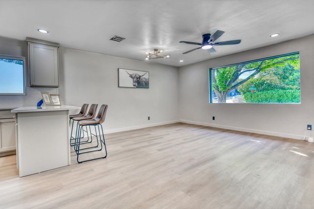 2305 Fenestra Drive, Dallas, TX 75228