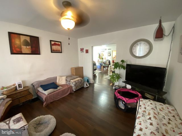 24 MADISON AVE, Hagerstown, MD 21740