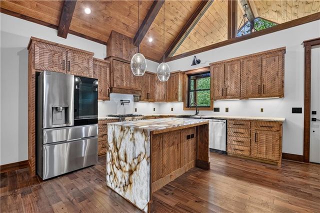 260 Misty Valley Lane, Ellijay, GA 30536