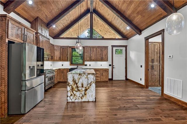 260 Misty Valley Lane, Ellijay, GA 30536