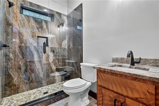 260 Misty Valley Lane, Ellijay, GA 30536