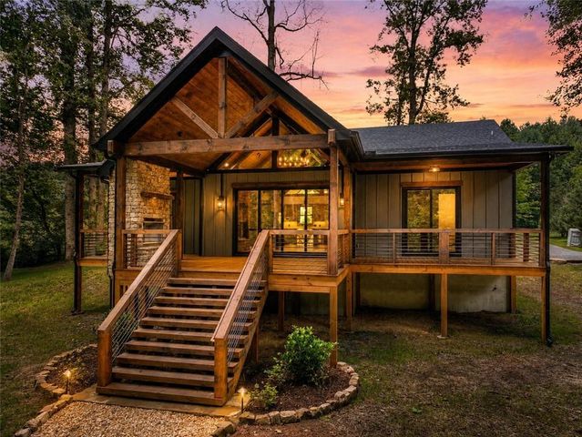 260 Misty Valley Lane, Ellijay, GA 30536