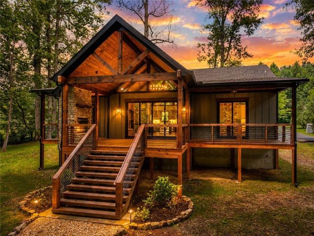260 Misty Valley Lane, Ellijay, GA 30536