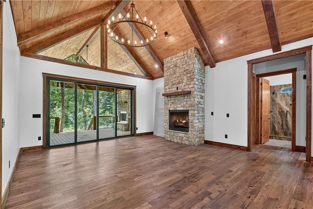 260 Misty Valley Lane, Ellijay, GA 30536