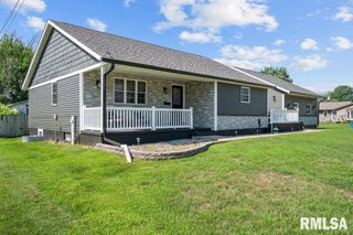 711 SCOTT Court, Camanche, IA 52730