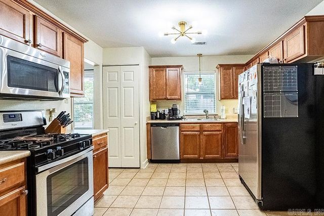 923 Pine Valley, Little Rock, AR 72207