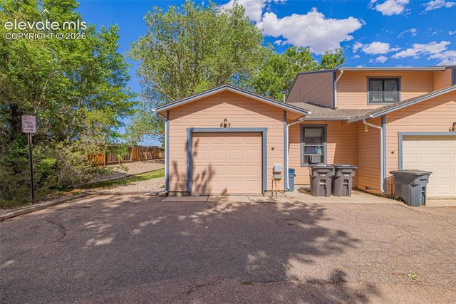 6515 Apex Court, Colorado Springs, CO 80911