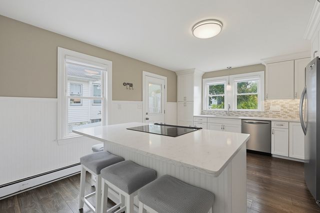 139 Massachusetts Ave, North Andover, MA 01845