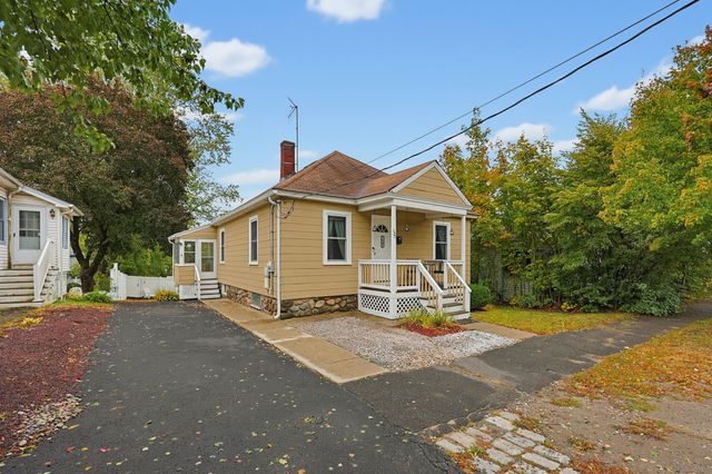 139 Massachusetts Ave, North Andover, MA 01845
