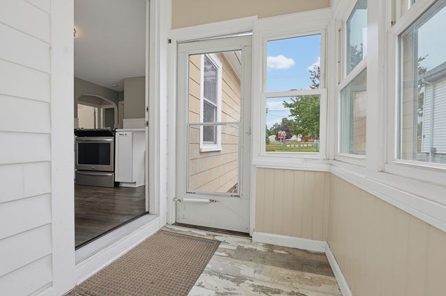 139 Massachusetts Ave, North Andover, MA 01845