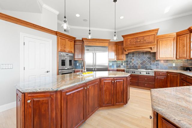 6881 Sagittarius Dr, Placerville, CA 95667