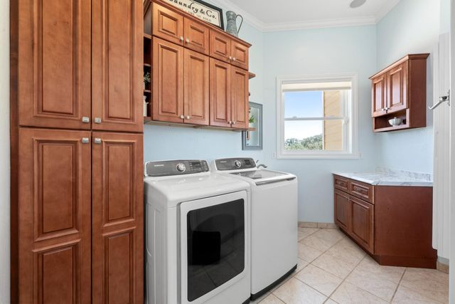 6881 Sagittarius Dr, Placerville, CA 95667