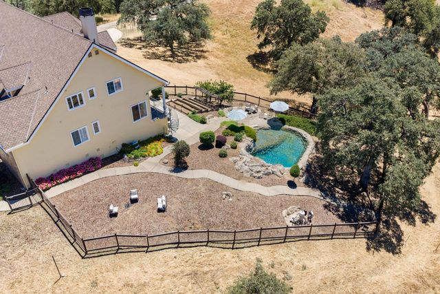 6881 Sagittarius Dr, Placerville, CA 95667
