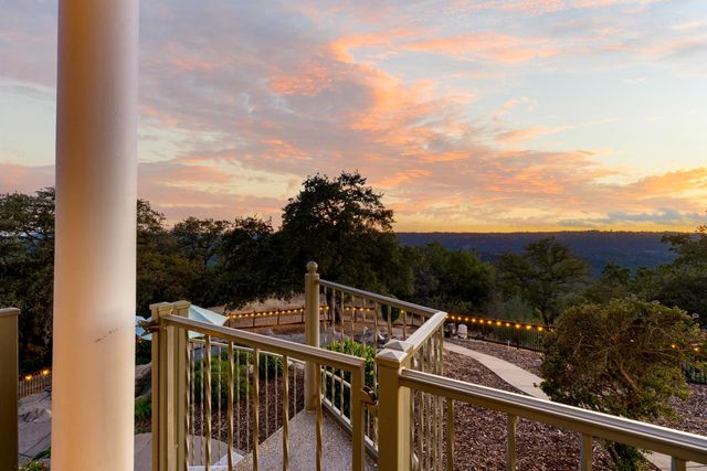 6881 Sagittarius Dr, Placerville, CA 95667