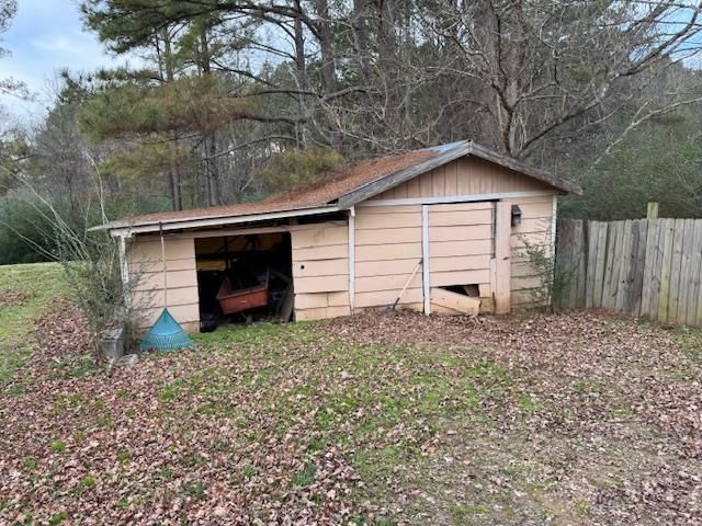 110 LEVOID RD, Bolivar, TN 38008
