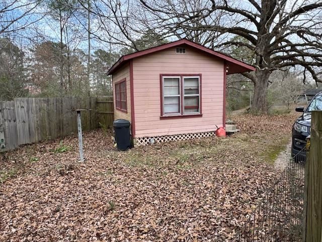 110 LEVOID RD, Bolivar, TN 38008