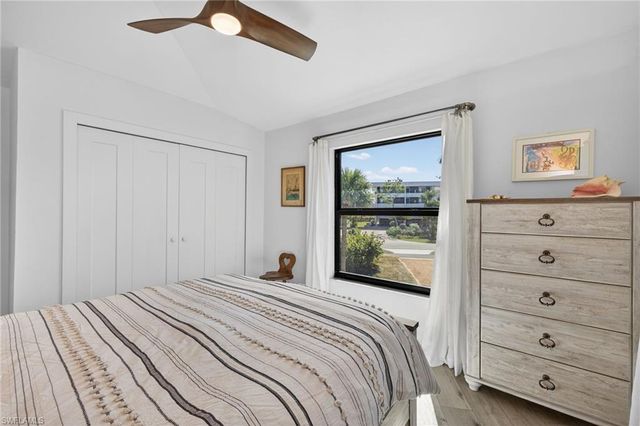 1666 Middle Gulf DR, Sanibel, FL 33957