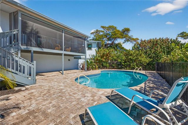 1666 Middle Gulf DR, Sanibel, FL 33957