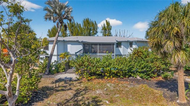 1666 Middle Gulf DR, Sanibel, FL 33957