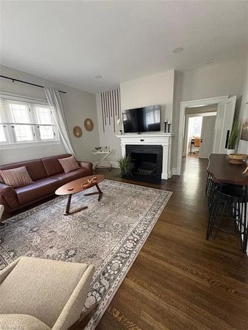 632 N Elm Street, Greensboro, NC 27401