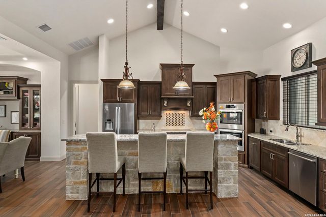 1408 Olivastro, New Braunfels, TX 78132