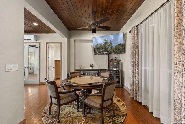 1408 Olivastro, New Braunfels, TX 78132