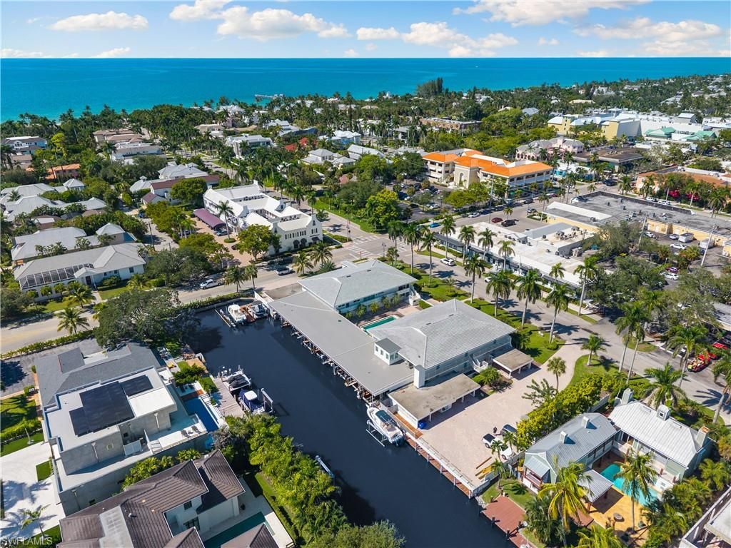 310 14th AVE S 310B, NAPLES, FL 34102 — exterior