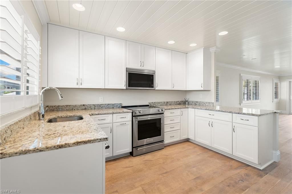 310 14th AVE S 310B, NAPLES, FL 34102 — photo 5
