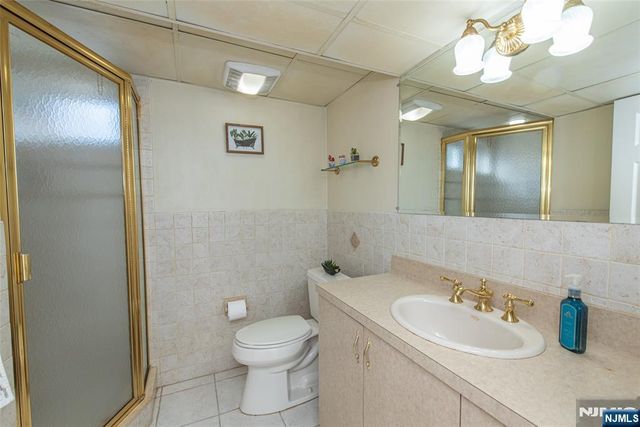 11 Hansen Street, Lodi, NJ 07644